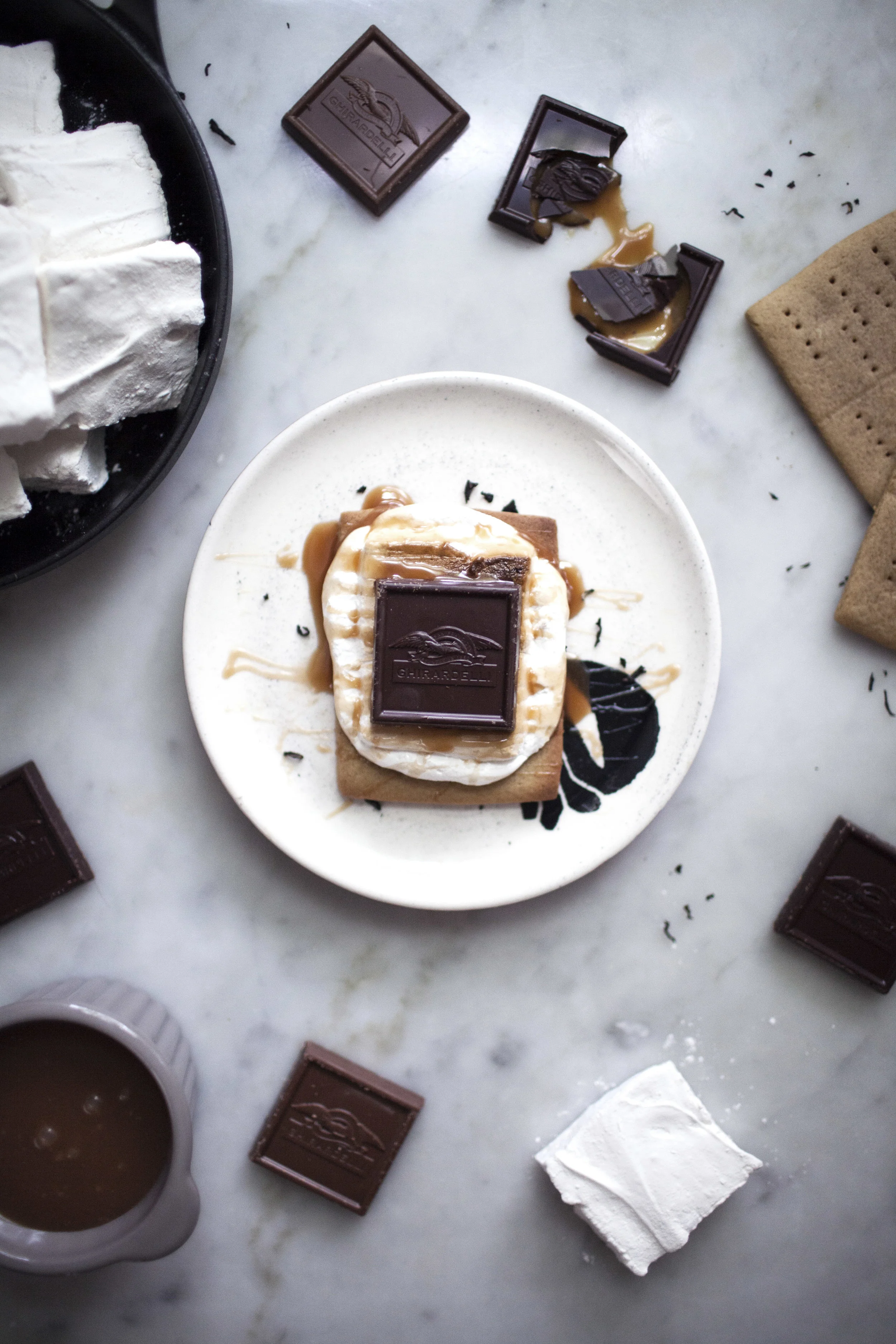 earl grey caramel — modest studios | digital content creation